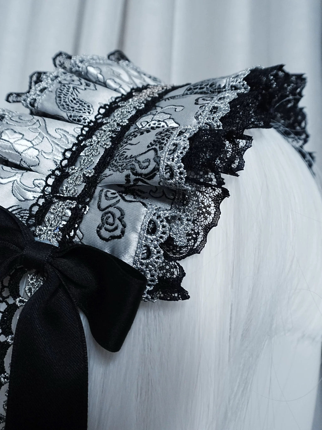 Silver Dragon Patterned Lace Hairband