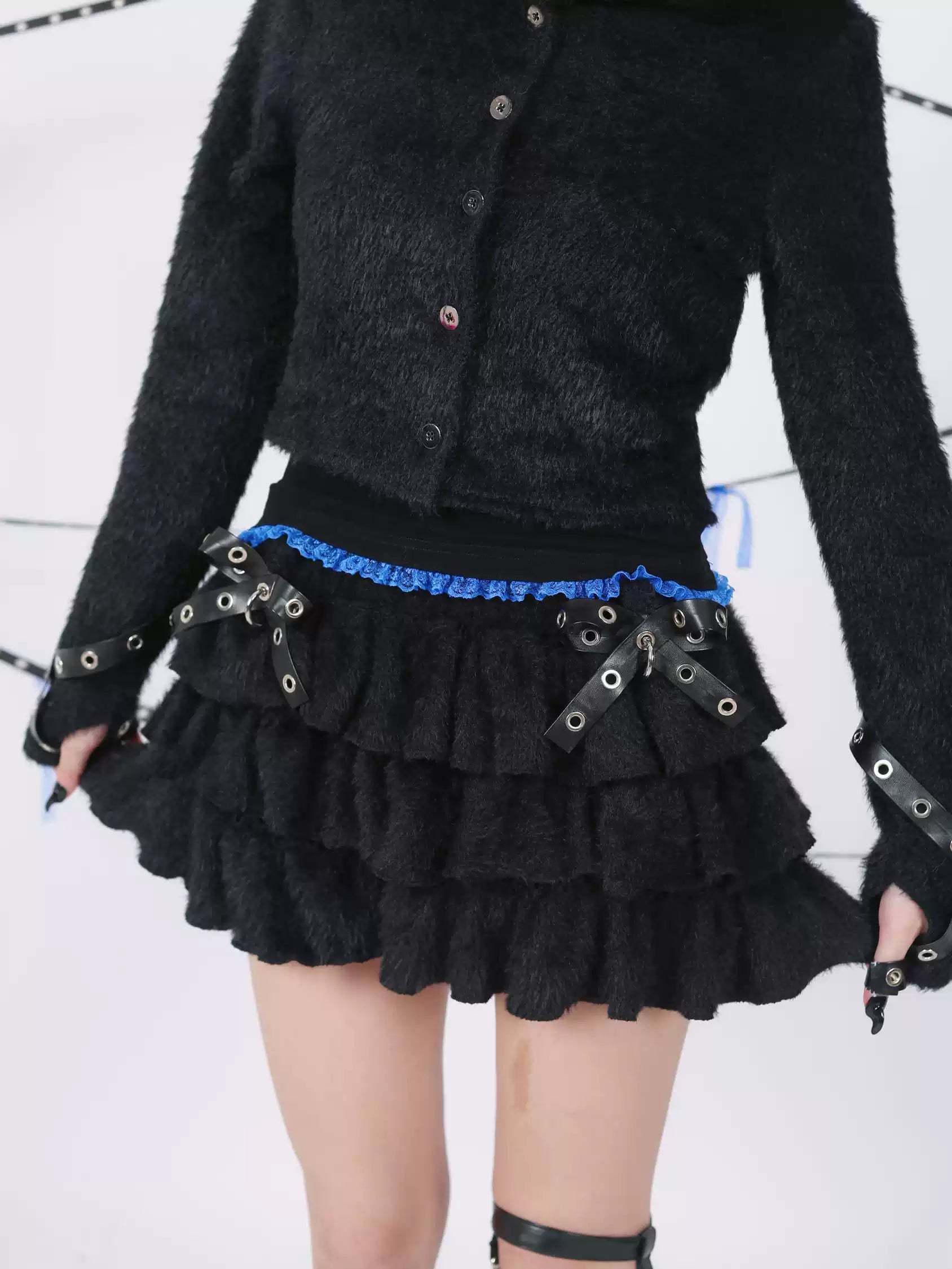 Fluffy Ruffled Pumpkin Pants - Black