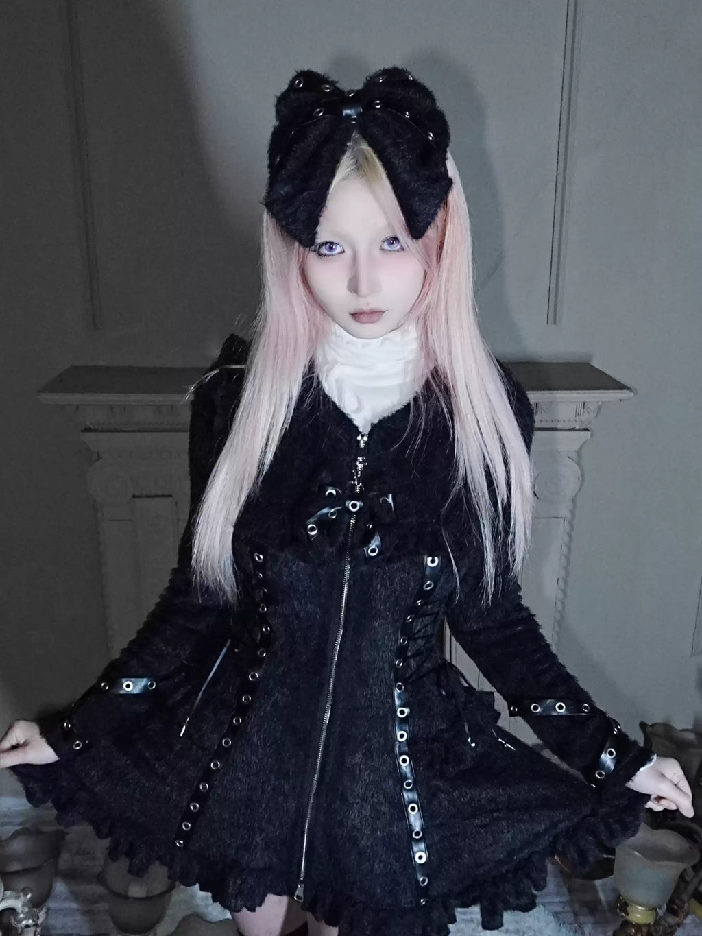 Fluffy Eyelet Big Bowknot Headband - Black